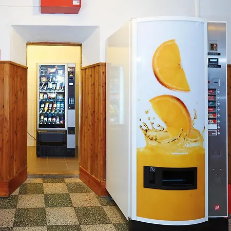 Hostel In-ski Out - Gaestehaeuser - Wallegghof Christianhof *