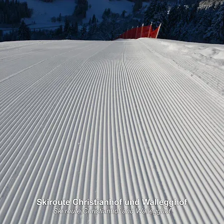 Hostel In-ski Out - Gaestehaeuser - Wallegghof Christianhof *