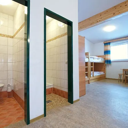 In-ski Out - Gaestehaeuser - Wallegghof Christianhof