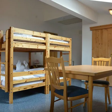 In-ski Out - Gaestehaeuser - Wallegghof Christianhof